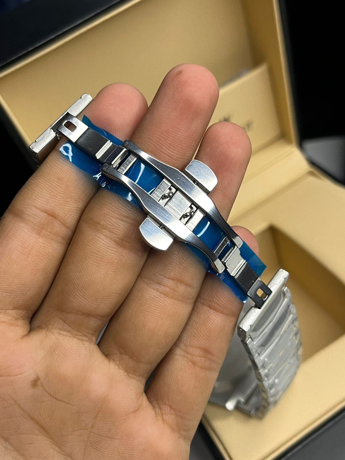 Hublot Cut