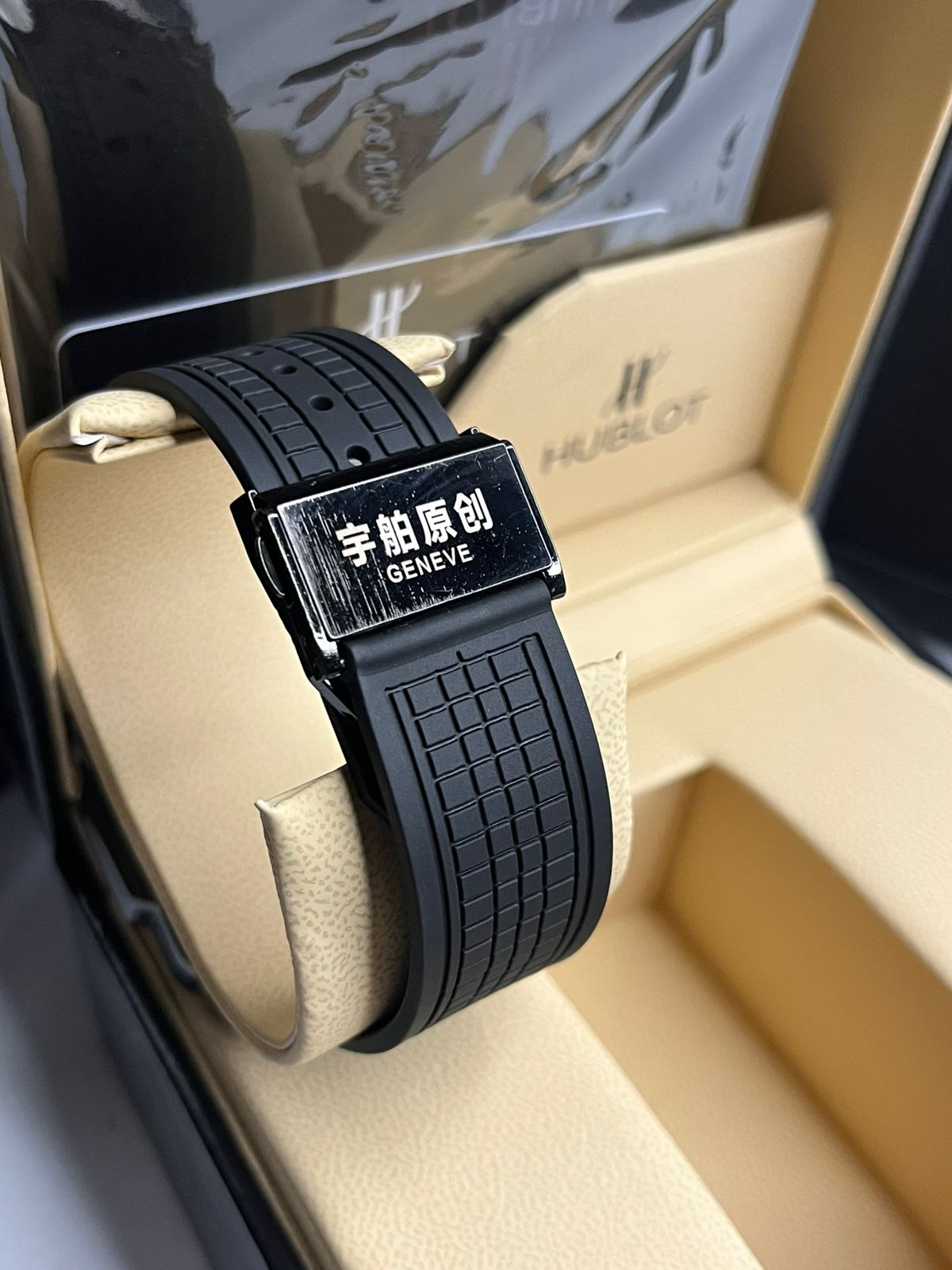 Hublot square Genve