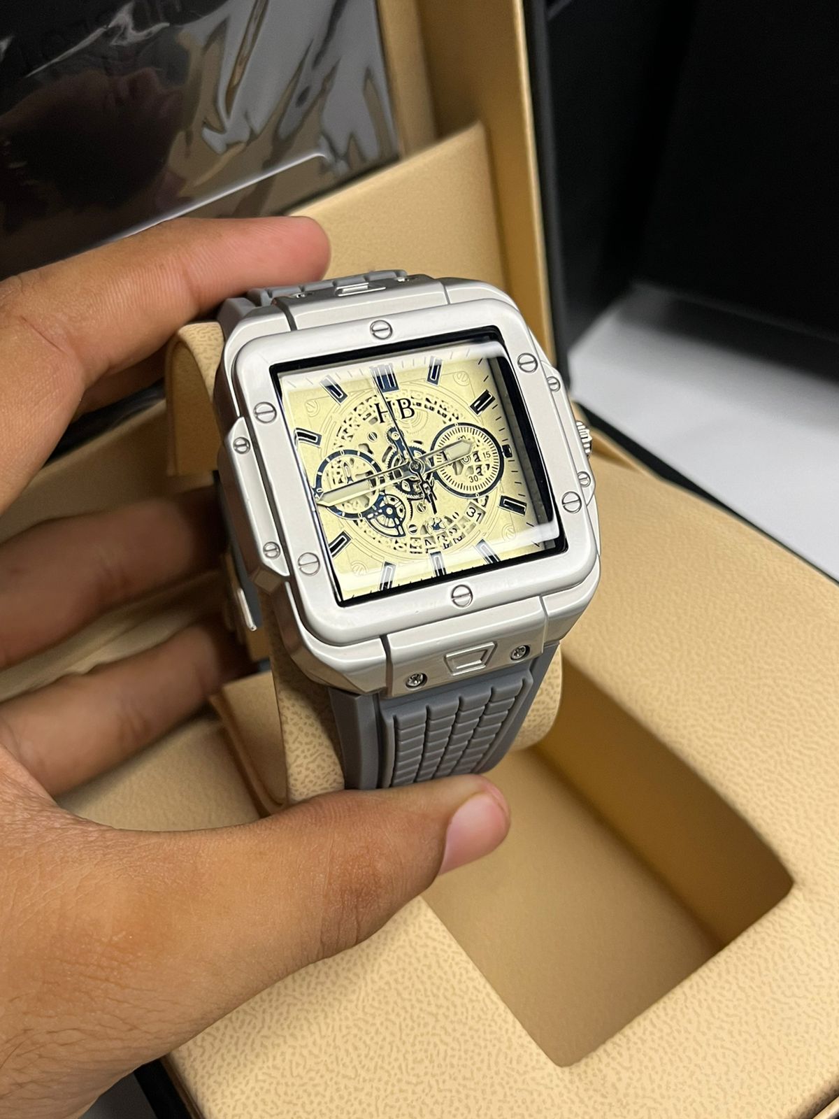 Hublot Square Genve
